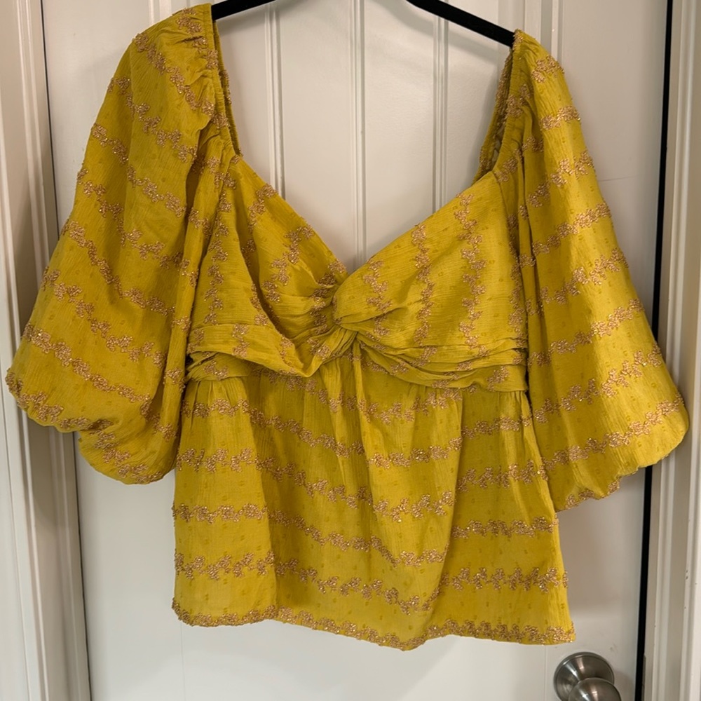 VICI peasant top